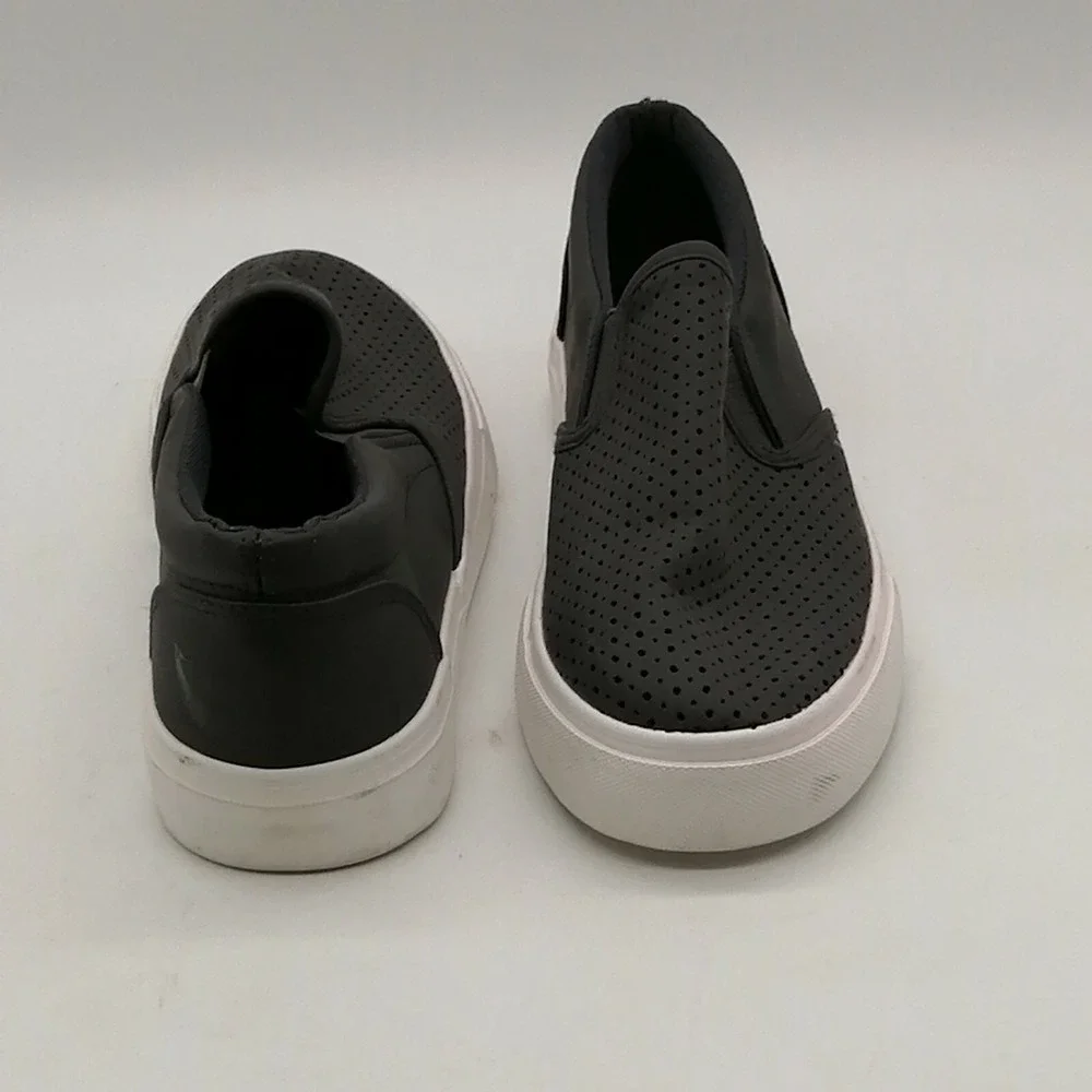 Jenn Ardor Shoes Womens Flat Heel Sneaker Cushioned Perforated Dark Gray 10
